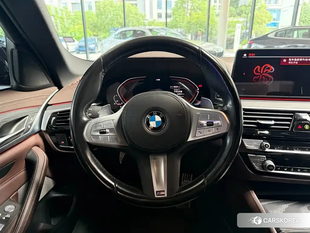 BMW 5 series 2023 Черный из Китая, фото 5