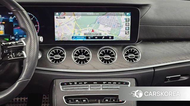 Mercedes-Benz CLS-Class C257 2022 Светло-серебряный цвет из Кореи, фото 5