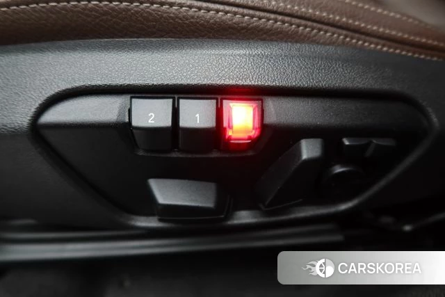 BMW X1 (F48) 2021 Белый из Кореи, фото 5