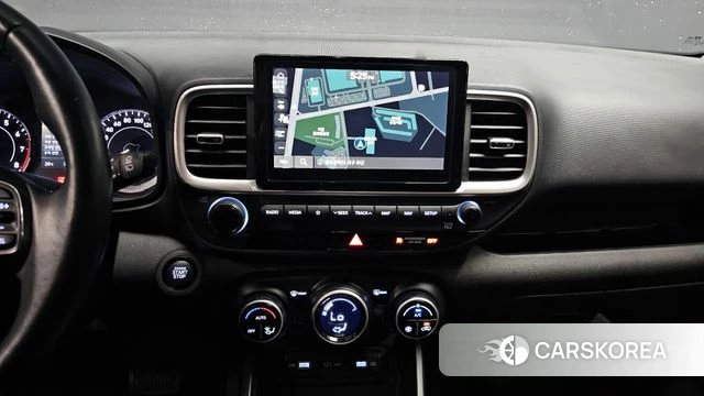 Hyundai Venue 2022 Белый из Кореи, фото 5