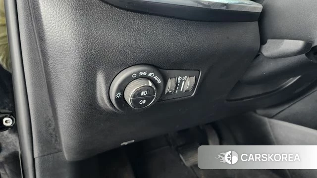 Jeep Compass 2nd Generation 2022 Черный из Кореи, фото 5