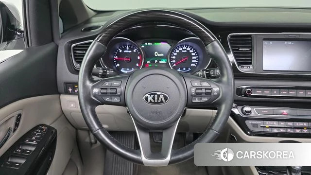 Kia The New Carnival 2018 Белый из Кореи, фото 5