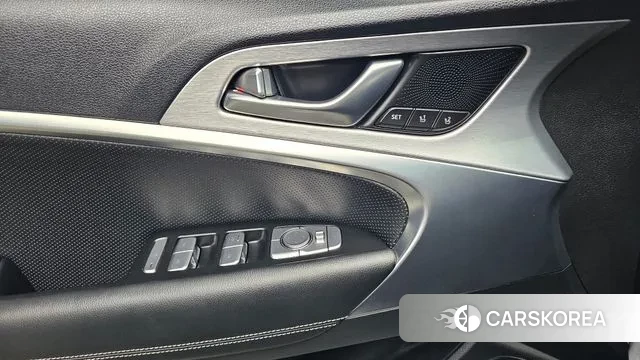 Genesis G70 2019 Светло-серебряный цвет из Кореи, фото 5