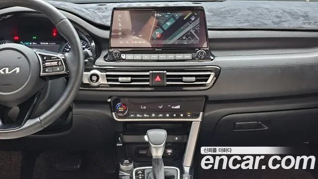 Kia Seltos 2021 Черный из Кореи, фото 5