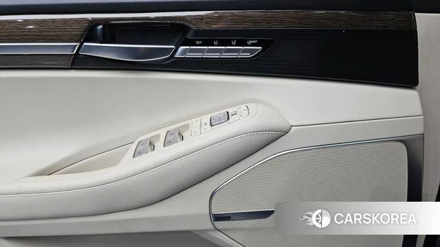 Genesis G90 2018 Синий из Кореи, фото 5