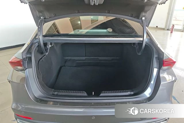 GAC Trumpchi Shadow Leopard 2024 Темно-серый из Китая, фото 5