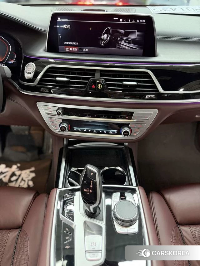 BMW 7 series 2022 Черный из Китая, фото 5