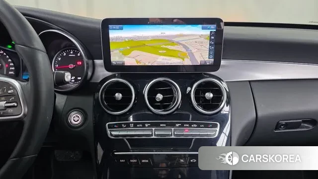 Mercedes-Benz C-Class W205 2020 Белый из Кореи, фото 5