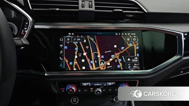 Audi Q3 (F3) 2025 Белый из Кореи, фото 5