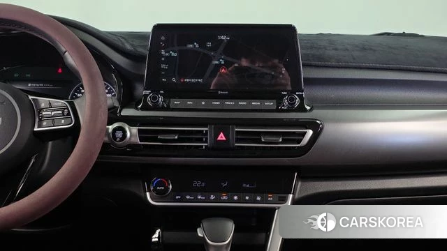 Kia Seltos 2022 Белый из Кореи, фото 5