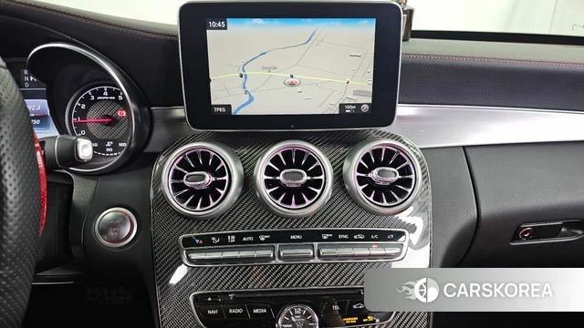 Mercedes-Benz C-Class W205 2018 Белый из Кореи, фото 5