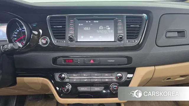 Kia The New Carnival 2018 Черный из Кореи, фото 5
