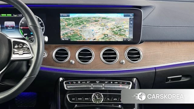Mercedes-Benz E-Class W213 2019 Белый из Кореи, фото 5