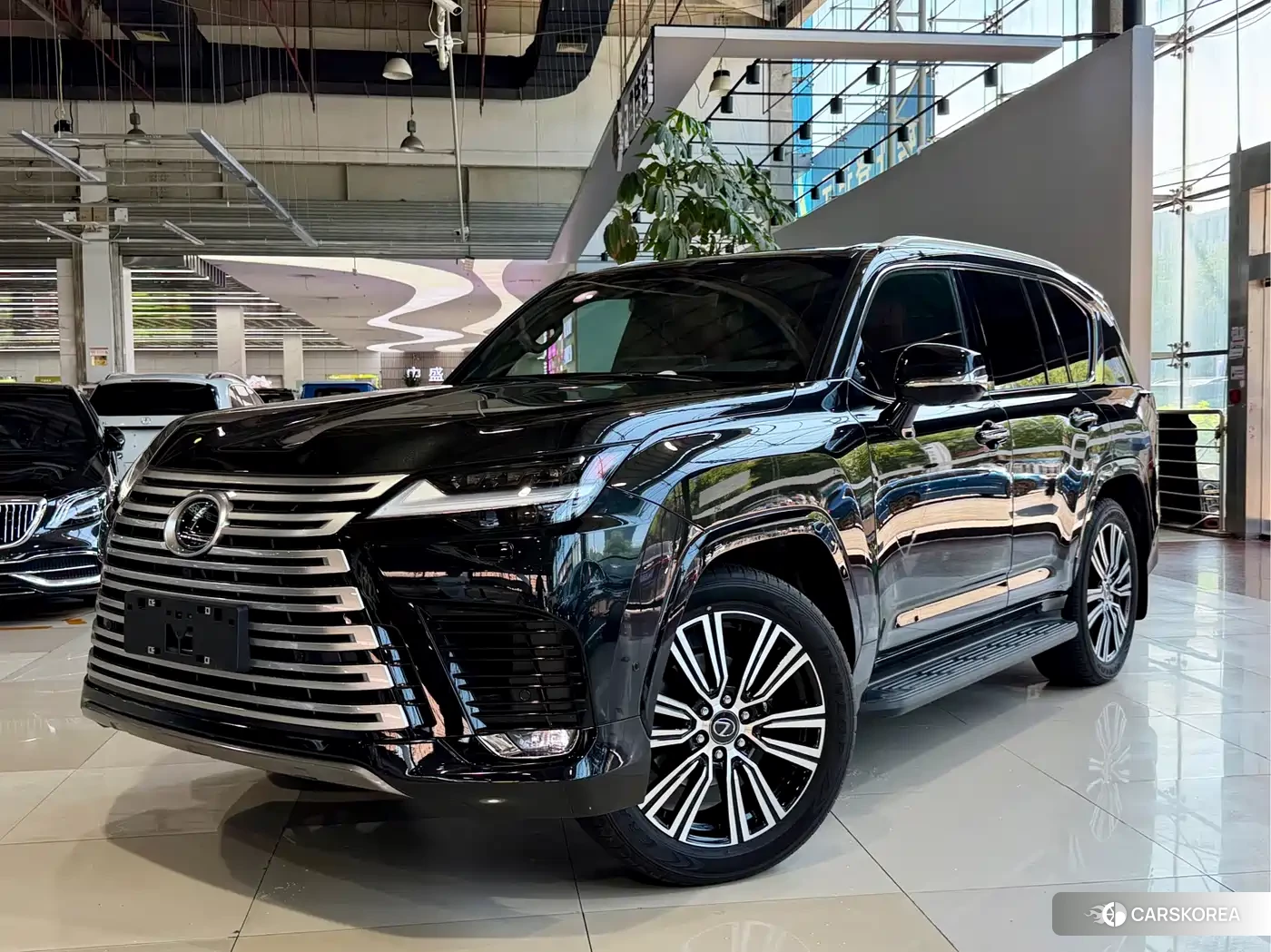 Lexus LX 2026 Черный из Китая, фото 5