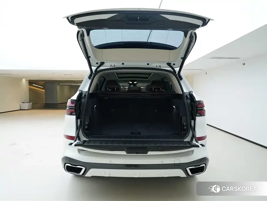 BMW X5 2023 Белый из Китая, фото 5