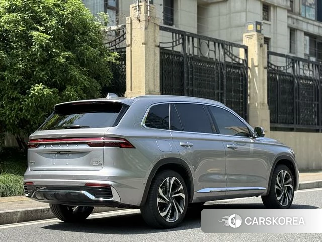 Geely Automobile Xingyue L 2023 Серебристо-серый из Китая, фото 5
