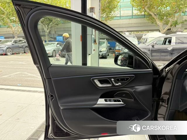Mercedes-Benz E-class id 4239830 из Китая 5