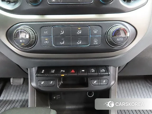 Chevrolet (GM Daewoo) Real New Colorado 2021 Красный из Кореи, фото 5