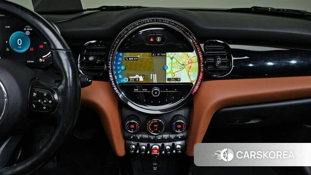 Mini Cooper S Convertible 2022 Жемчужный цвет из Кореи, фото 5