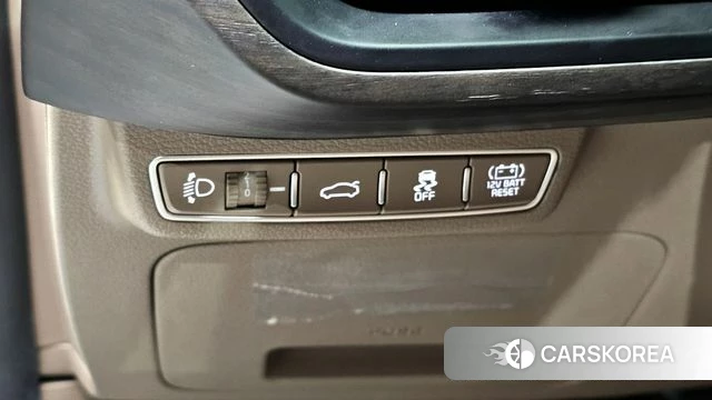 Kia K8 Hybrid 2022 Серебристо-серый из Кореи, фото 5