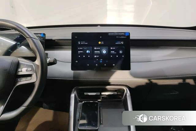 BYD Qin PLUS DM 2025 Белый из Китая, фото 5