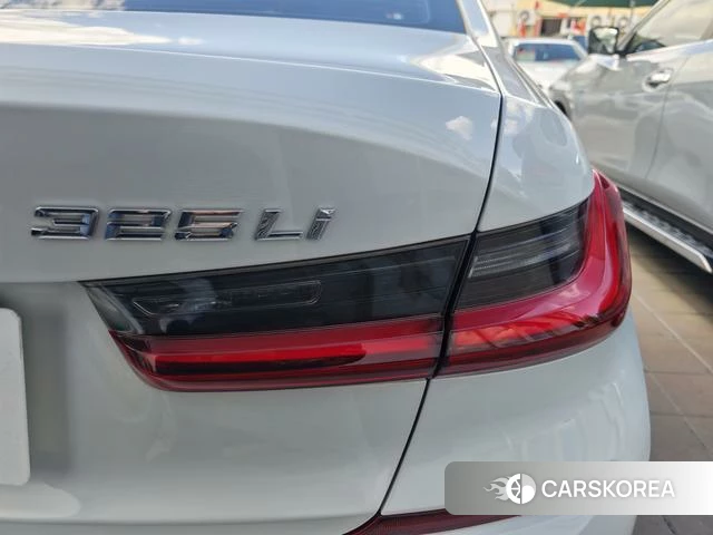 BMW 3 series 2021 Белый из Китая, фото 5
