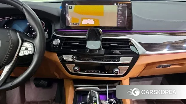 BMW 5 Series (G30) 2022 Черный из Кореи, фото 5