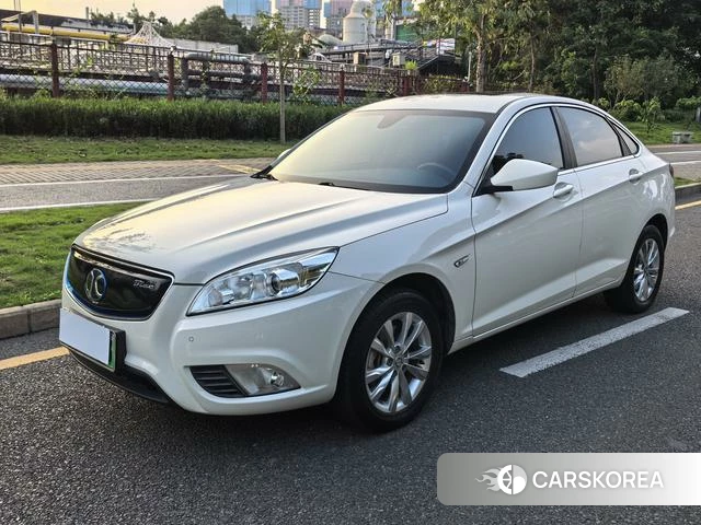 Baic New Energy EU 2018 Белый из Китая, фото 5