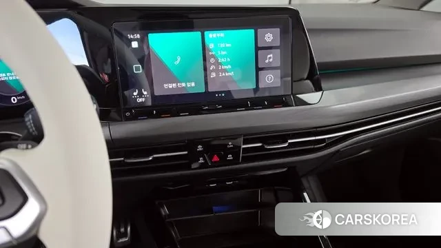 Volkswagen Golf 8th Generation 2023 Серебряный из Кореи, фото 5