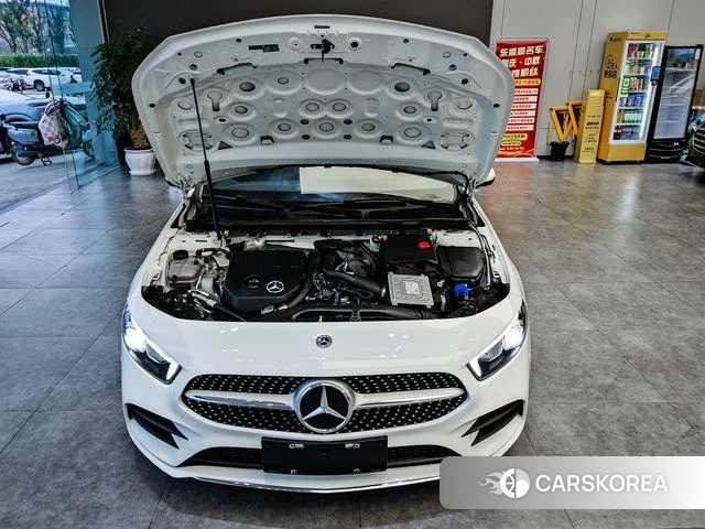 Mercedes-Benz Class A 2022 Белый из Китая, фото 5