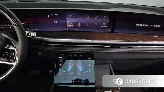 Cadillac Escalade 5th Generation 2025 Белый из Кореи, фото 5