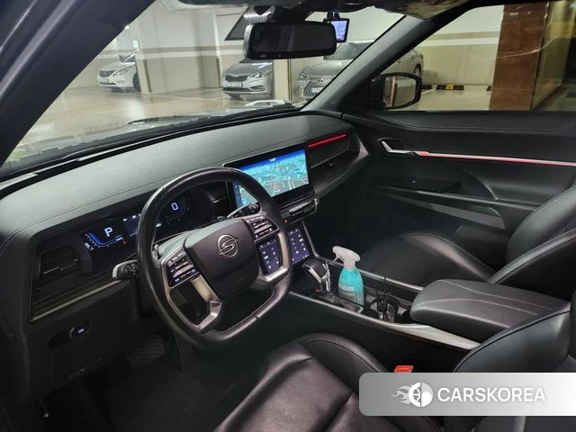 Ssangyong Torres 2022 Черный двухцветный из Кореи, фото 5