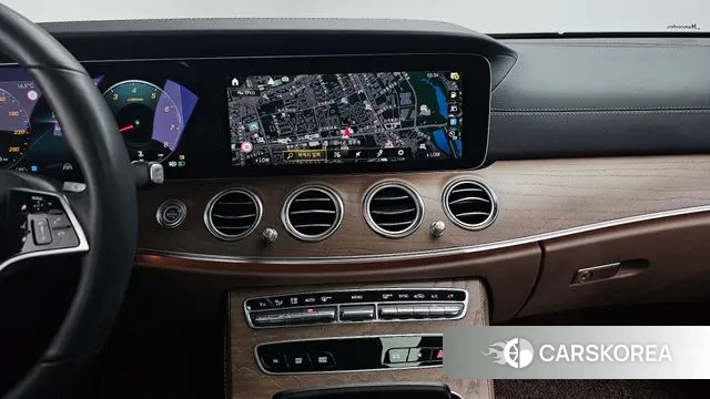 Mercedes-Benz E-Class W213 2023 Черный из Кореи, фото 5