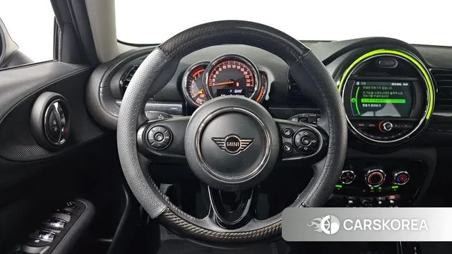 Mini Cooper D Clubman 2019 Черный из Кореи, фото 5