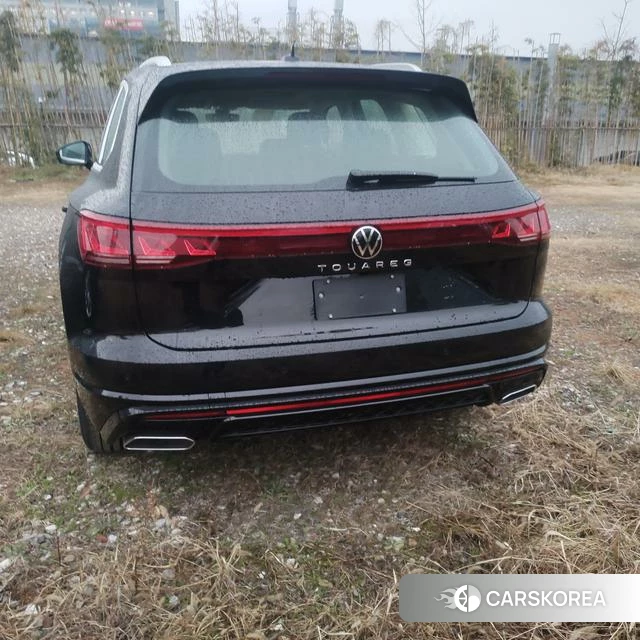 Volkswagen Touareg 2025 Черный из Китая, фото 5