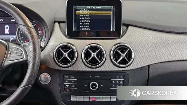 Mercedes-Benz B-Class W246 2018 Серый из Кореи, фото 5