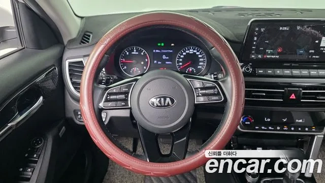 Kia Seltos 2019 Белый из Кореи, фото 5