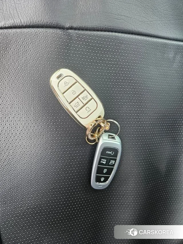 Hyundai Staria 2021 Серебряный из Кореи, фото 5