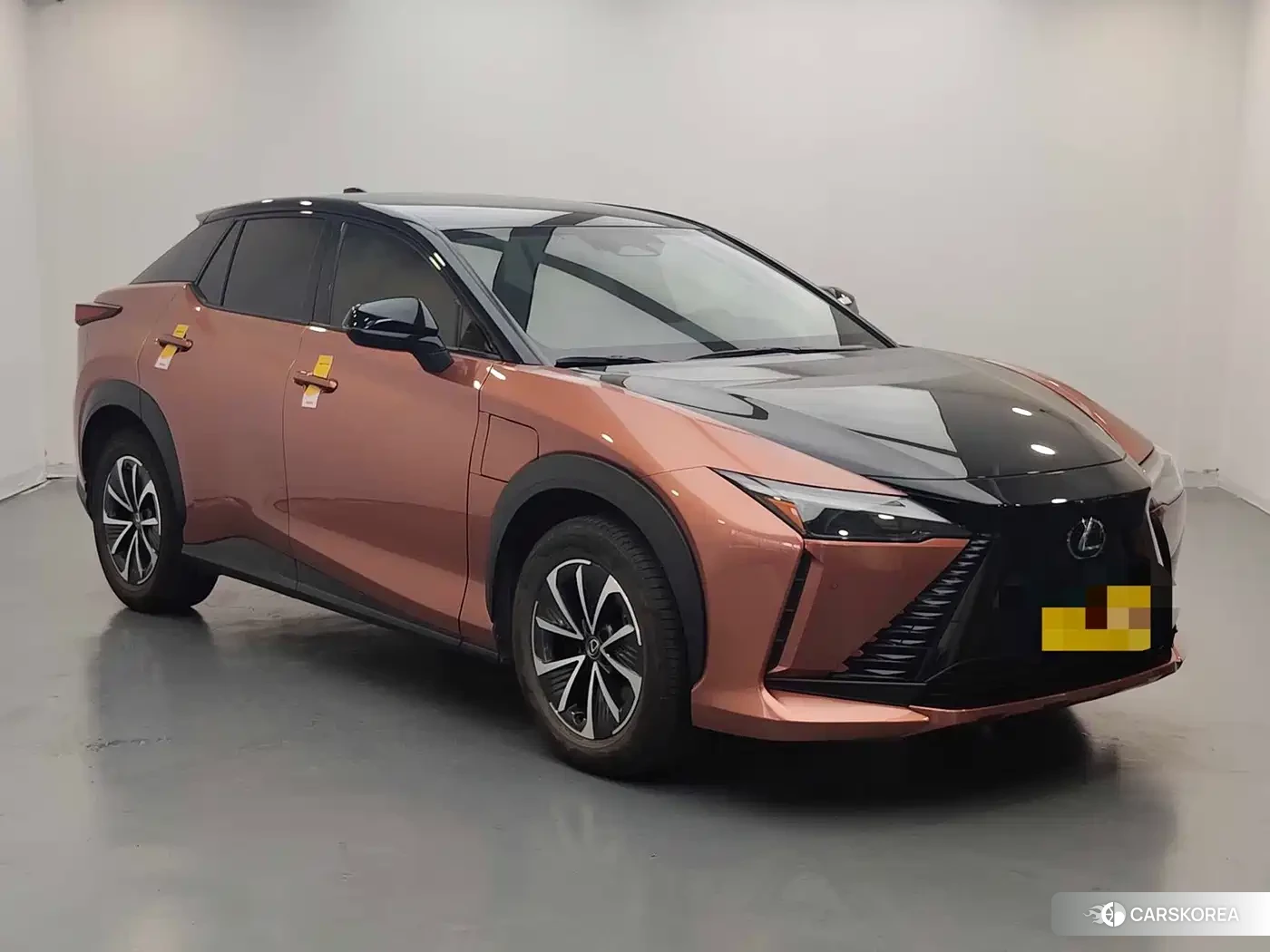 Lexus RZ 2023 Yellow/orange из Китая, фото 5