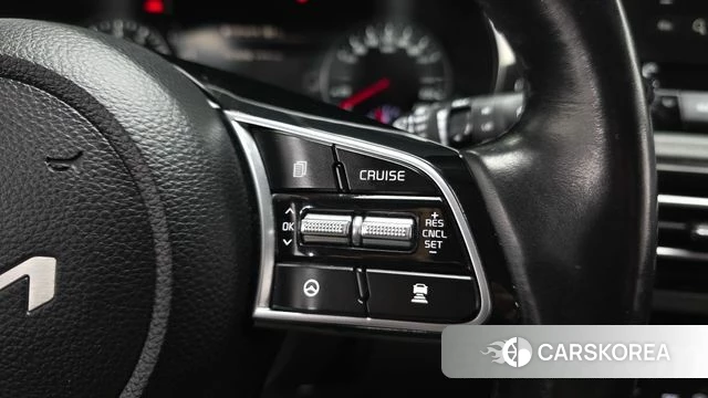 Kia Seltos 2022 Белый из Кореи, фото 5