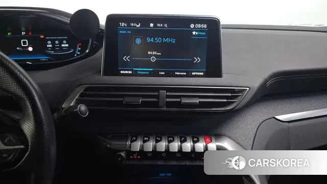 Peugeot 3008 second generation 2020 Черный из Кореи, фото 5