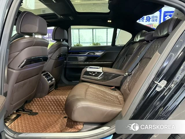 BMW 7 series 2022 Черный из Китая, фото 5