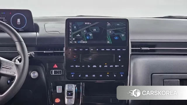 Hyundai Staria 2022 Белый из Кореи, фото 5