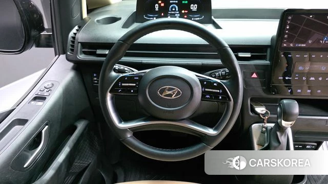 Hyundai Staria 2023 Серый из Кореи, фото 5