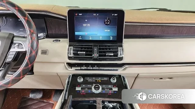 Lincoln Navigator 4th generation 2021 Белый из Кореи, фото 5