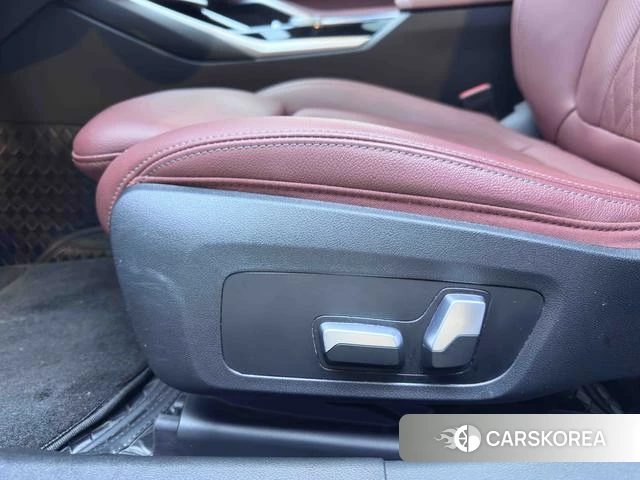 BMW 3 series 2023 Белый из Китая, фото 5