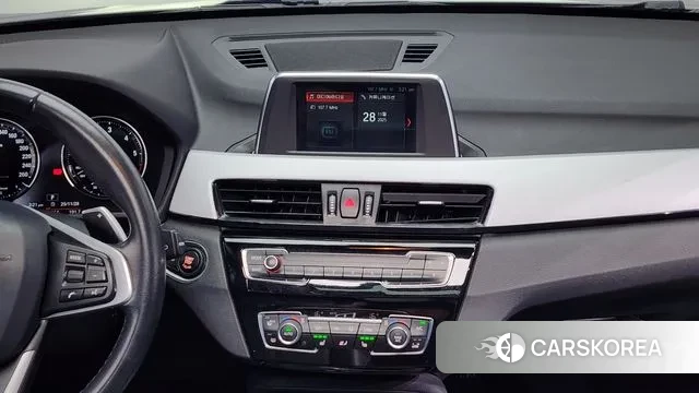 BMW X1 (F48) 2018 Черный из Кореи, фото 5