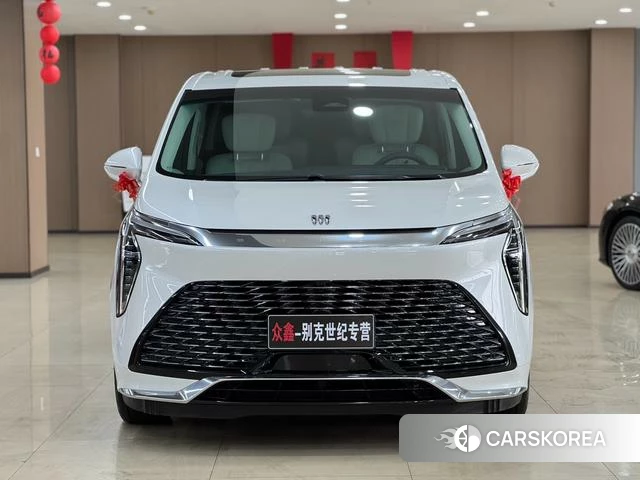 Buick century 2023 Белый из Китая, фото 5