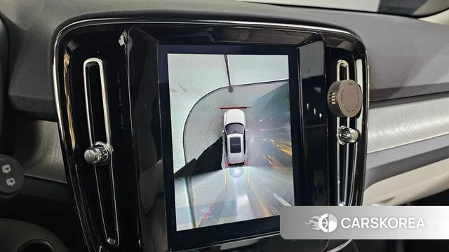 Volvo XC40 2023 Белый из Кореи, фото 5