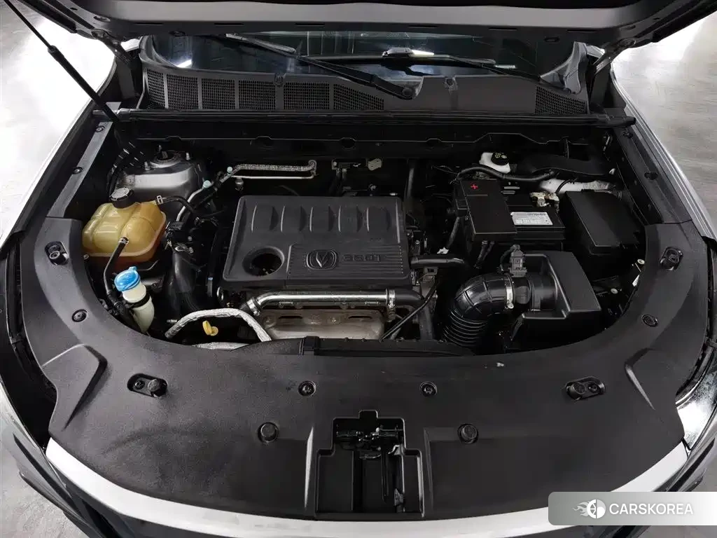 Chang'an Changan CS85 COUPE 2022 Silver/gray из Китая, фото 5